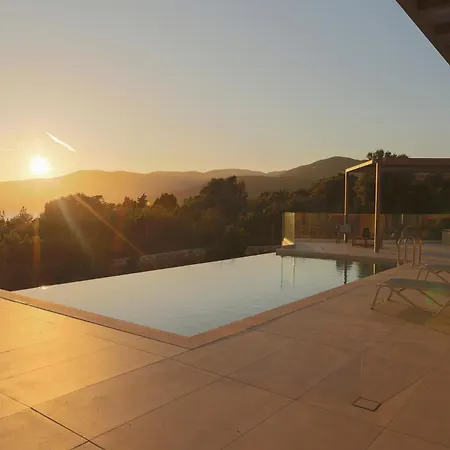 Villa Efxenia Ammousa