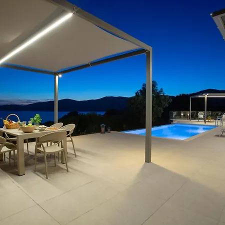 Villa Efxenia Ammousa