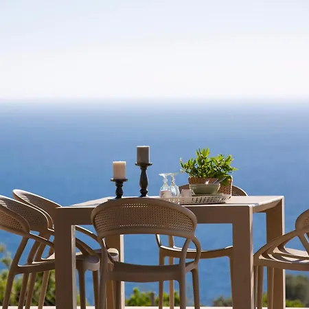Villa Efxenia Ammousa